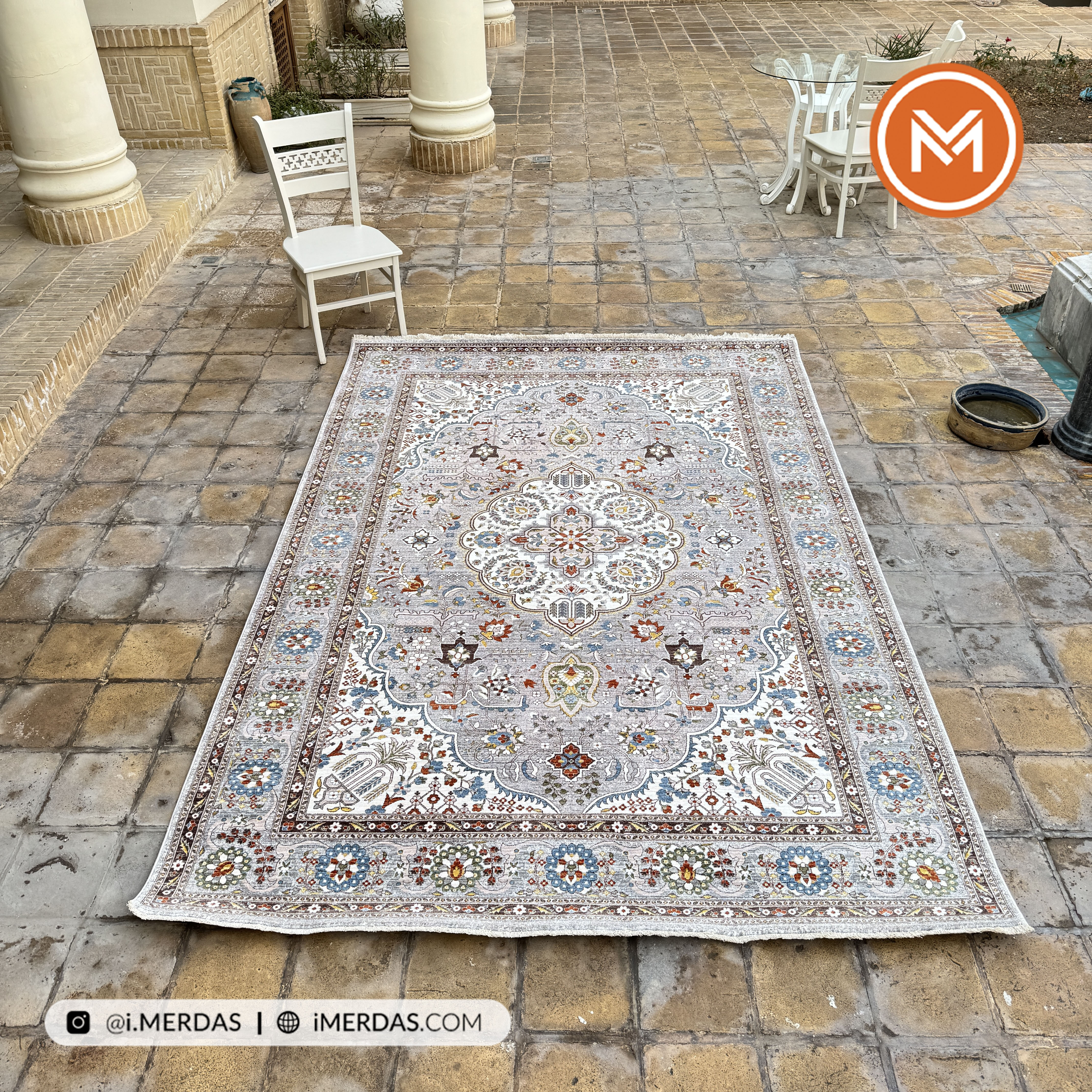 فرش وینتیج کد 76012 زمینه نقره ای بژ